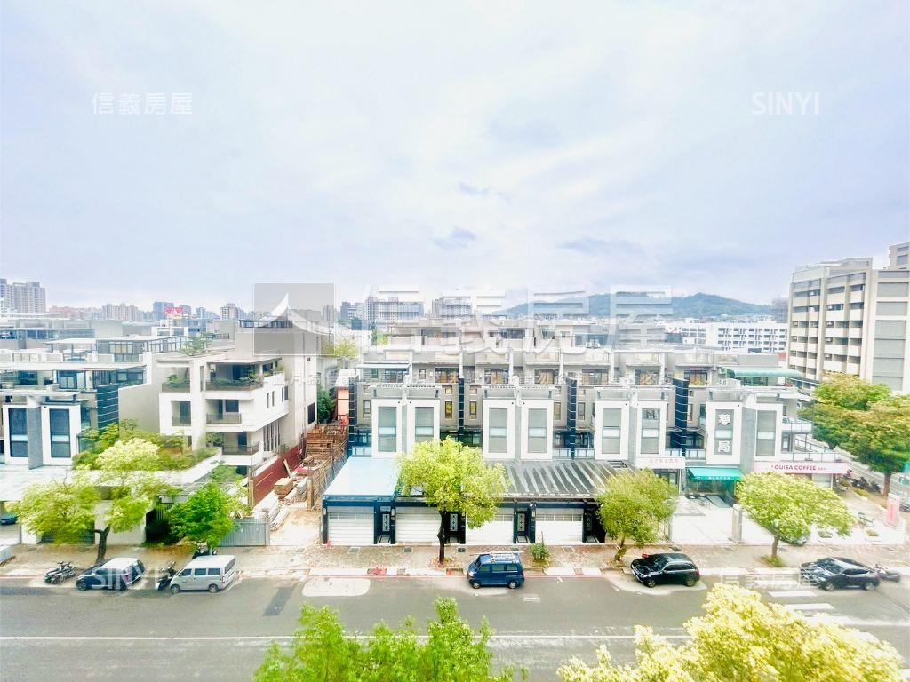 五月天嵐三房雙車視野戶房屋室內格局與周邊環境