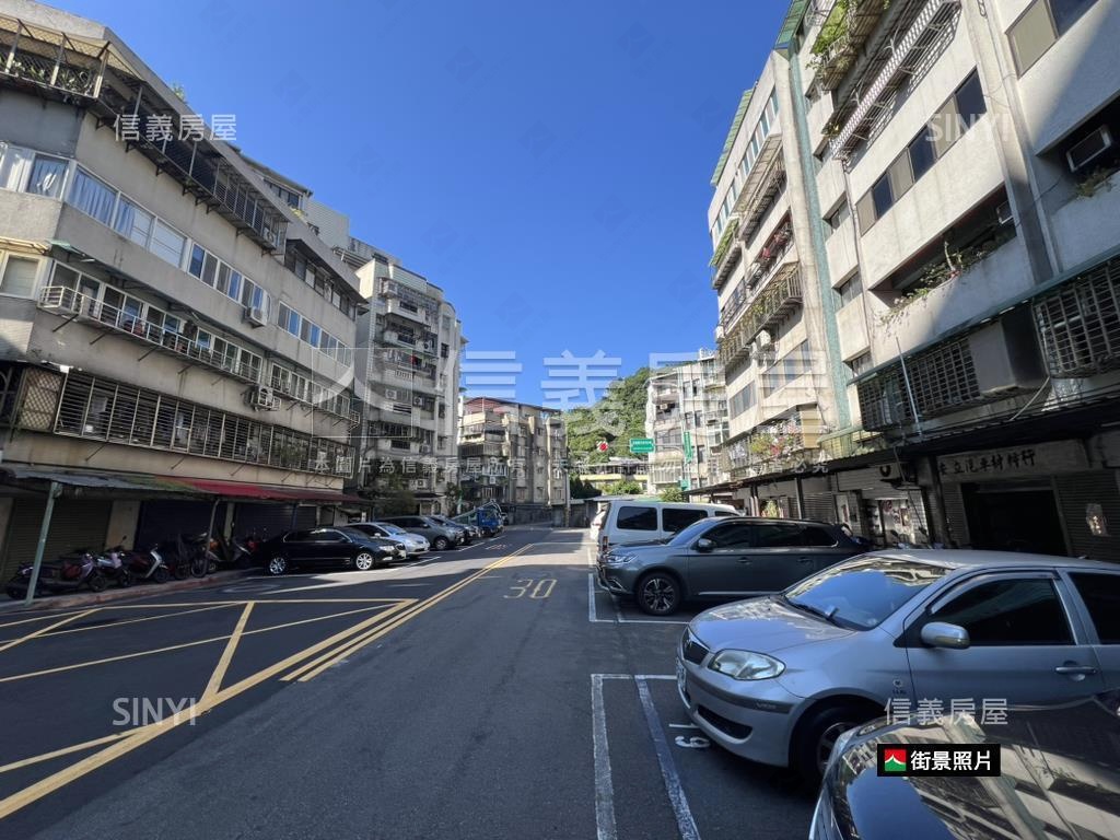 信義區低總面寬一樓店辦房屋室內格局與周邊環境