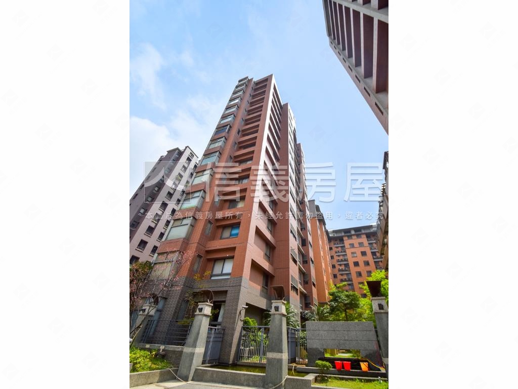 藝術家美四房稀有釋出房屋室內格局與周邊環境