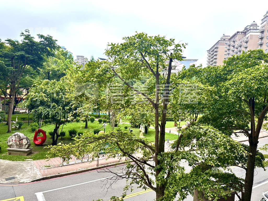 獨家！公園綠意凱薩三房車房屋室內格局與周邊環境