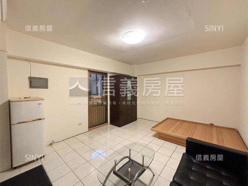 大墩十二街機能好套房房屋室內格局與周邊環境