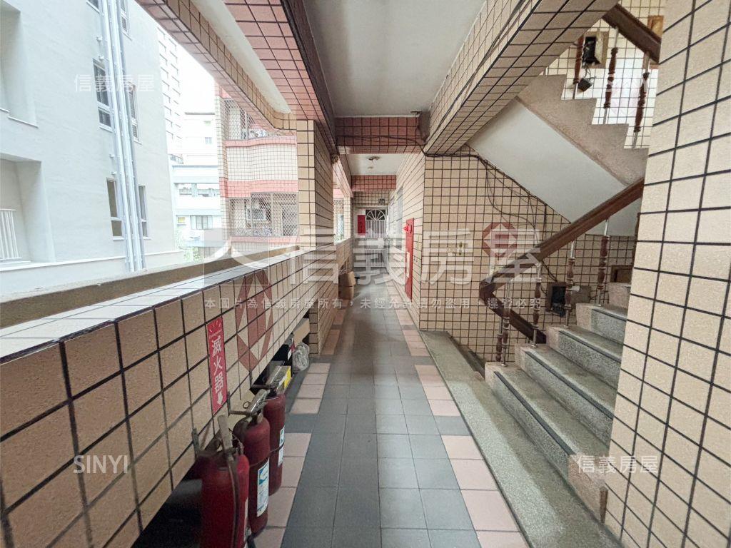 大墩十二街機能好套房房屋室內格局與周邊環境