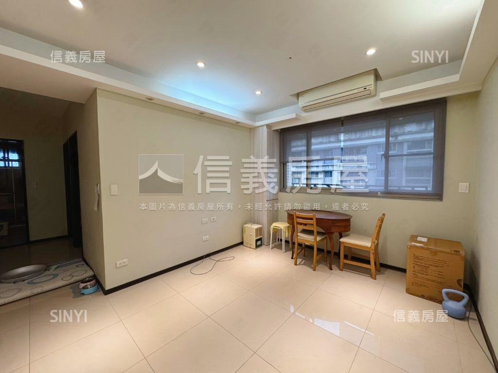 ⭐長虹大鎮美兩房＋車位⭐房屋室內格局與周邊環境