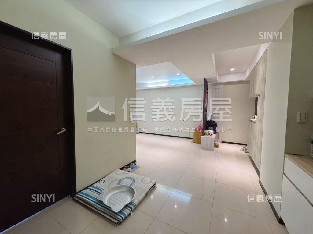 ⭐長虹大鎮美兩房＋車位⭐房屋室內格局與周邊環境