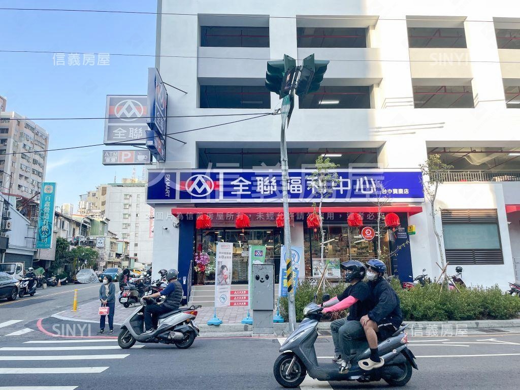 近捷運大面寬透天店面房屋室內格局與周邊環境