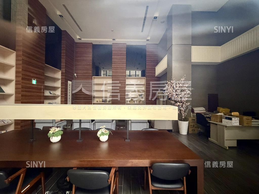 自由大道採光兩房平車房屋室內格局與周邊環境