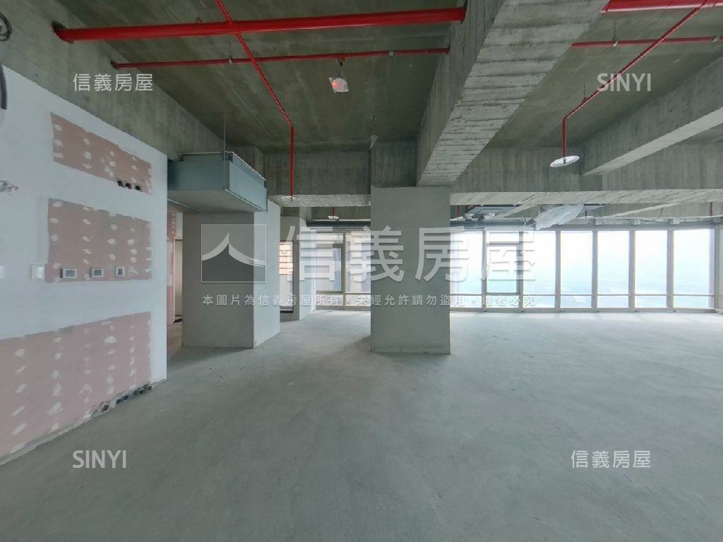 七期ＴＯＰ１商業辦公室房屋室內格局與周邊環境