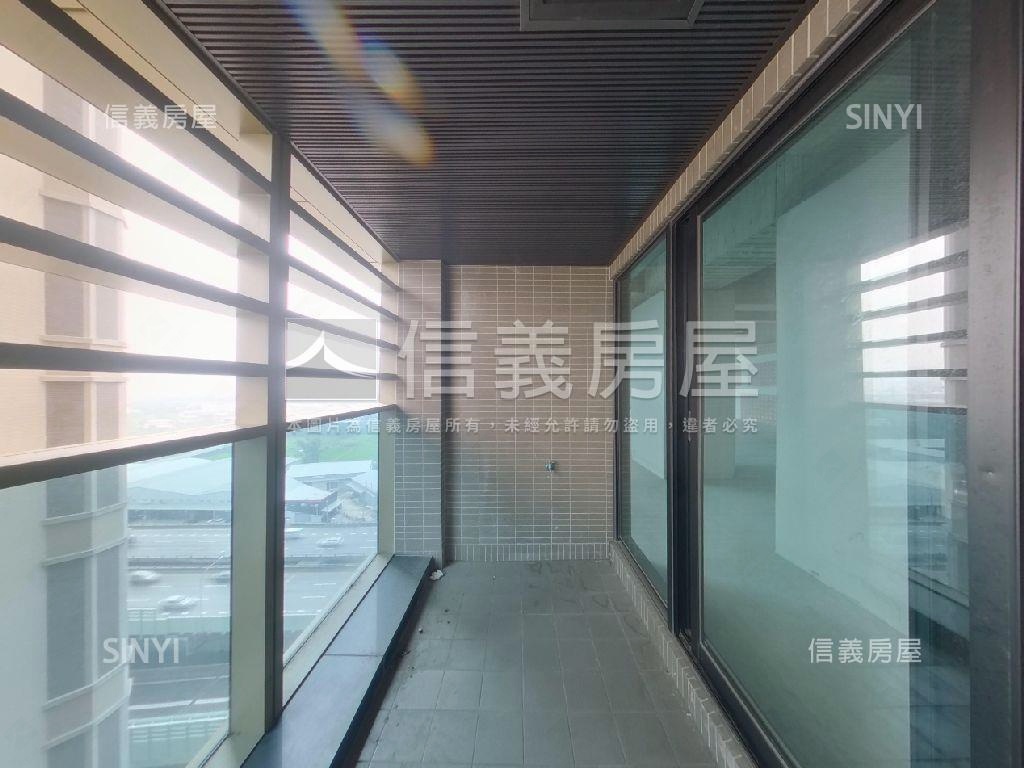 七期ＴＯＰ１商業辦公室房屋室內格局與周邊環境