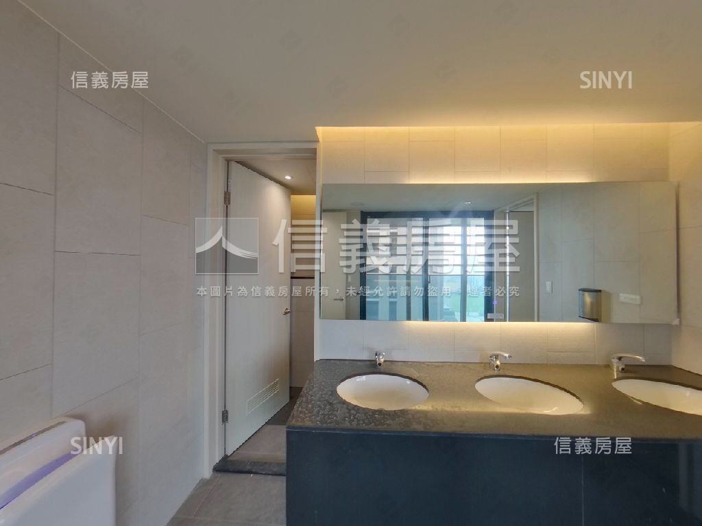 七期ＴＯＰ１商業辦公室房屋室內格局與周邊環境