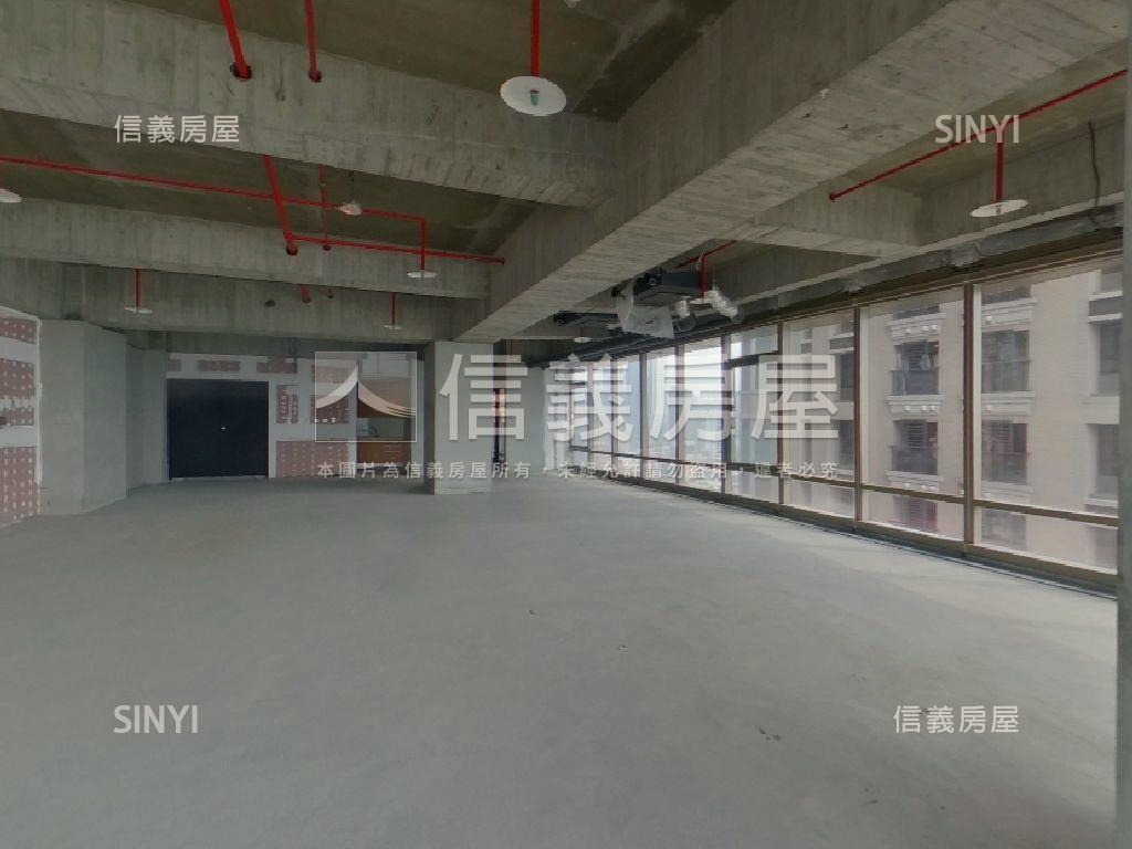 七期ＴＯＰ１商業辦公室房屋室內格局與周邊環境