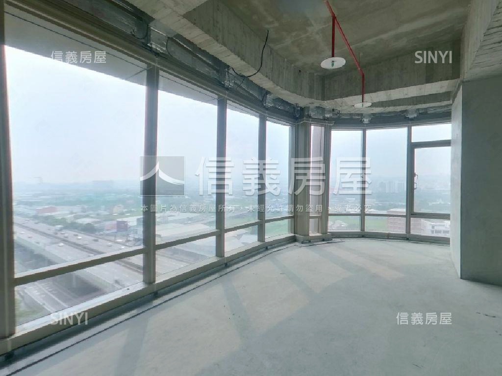 七期ＴＯＰ１商業辦公室房屋室內格局與周邊環境