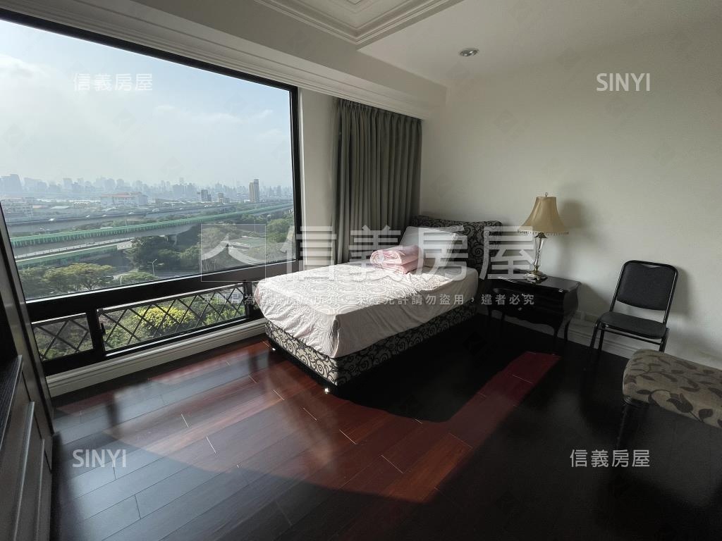 圓山河景１０１大戶房屋室內格局與周邊環境