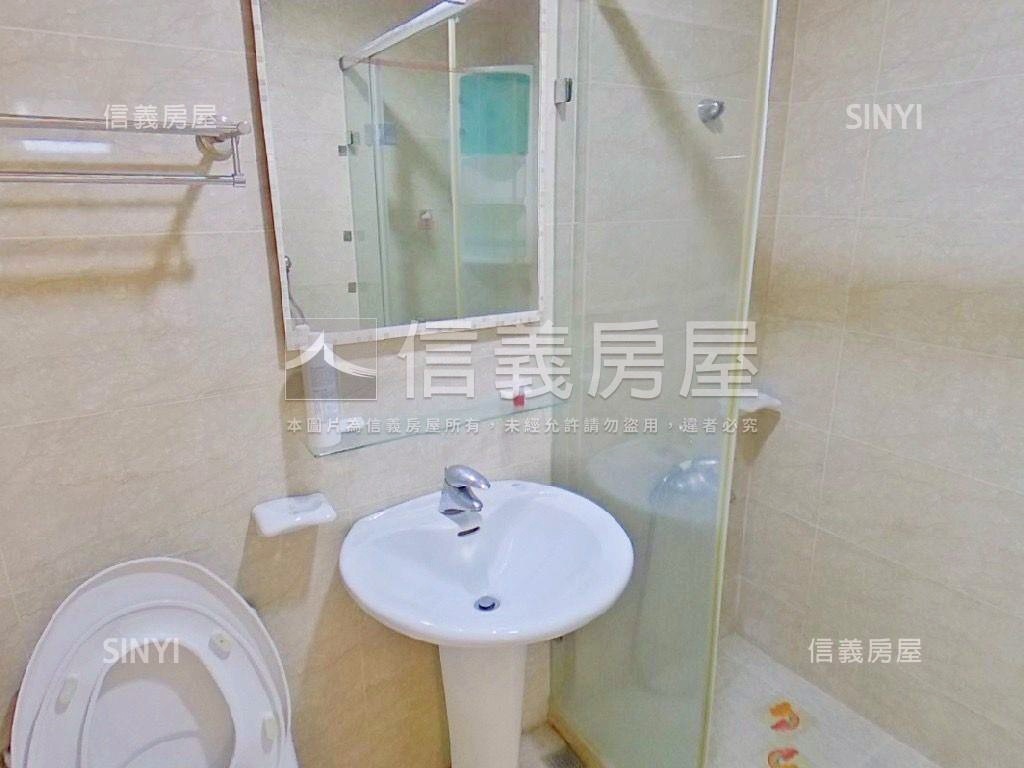 大家風範三房車位房屋室內格局與周邊環境