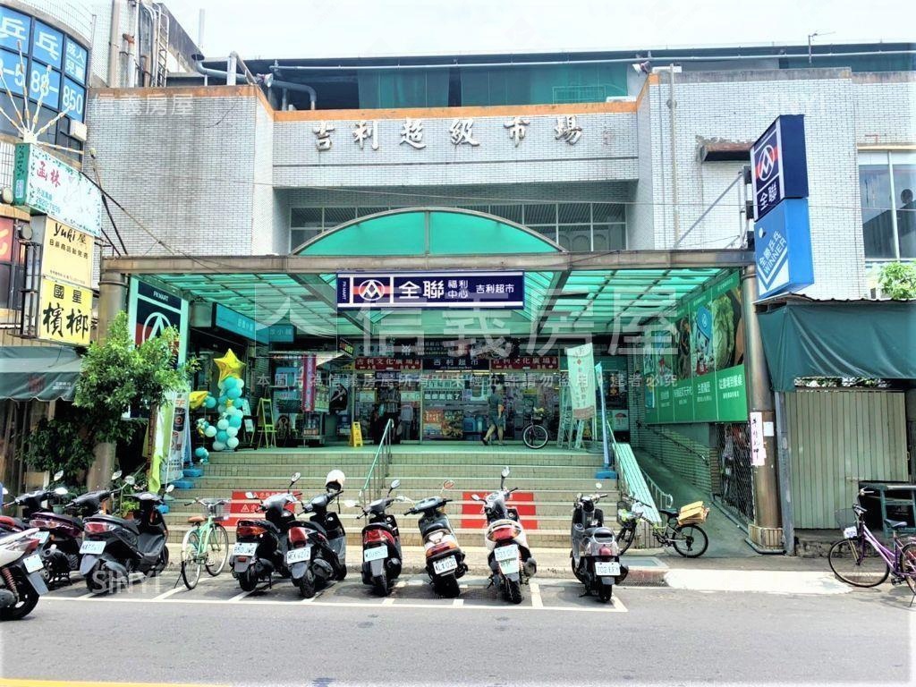 大家風範三房車位房屋室內格局與周邊環境