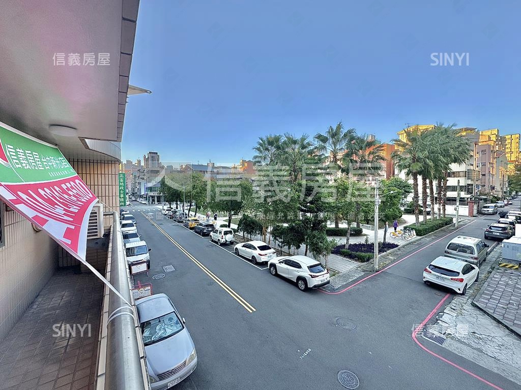 西區文商店面公園第一排房屋室內格局與周邊環境