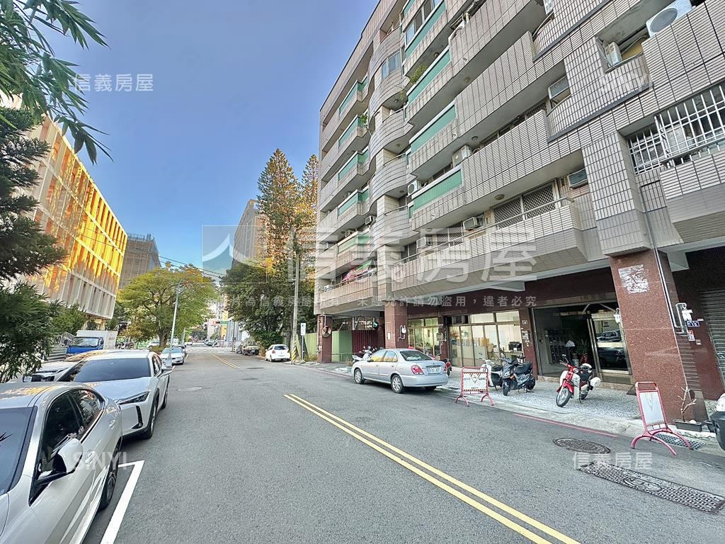 西區文商店面公園第一排房屋室內格局與周邊環境