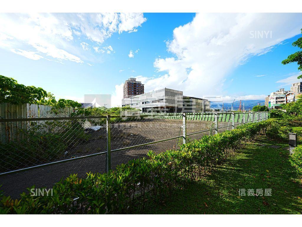 三重集賢路捷運商業區土地房屋室內格局與周邊環境