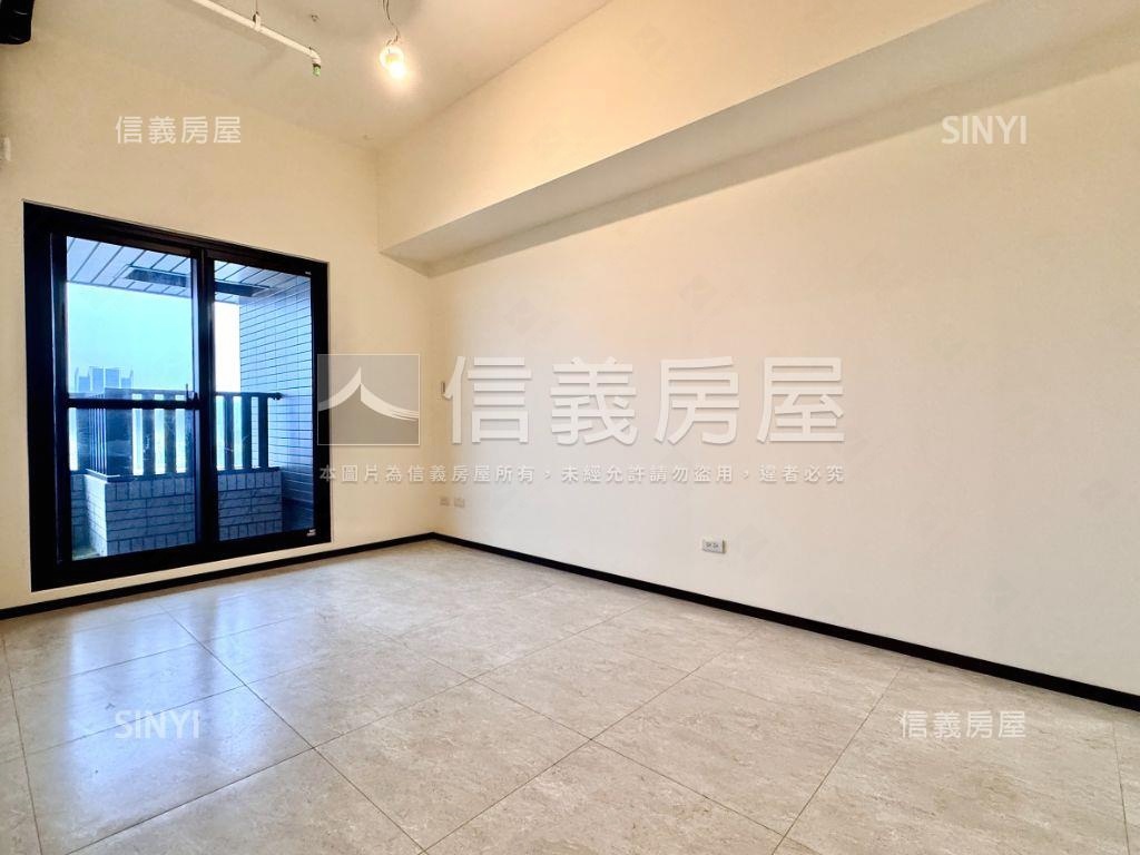 全新高醫採光景觀三房車位房屋室內格局與周邊環境