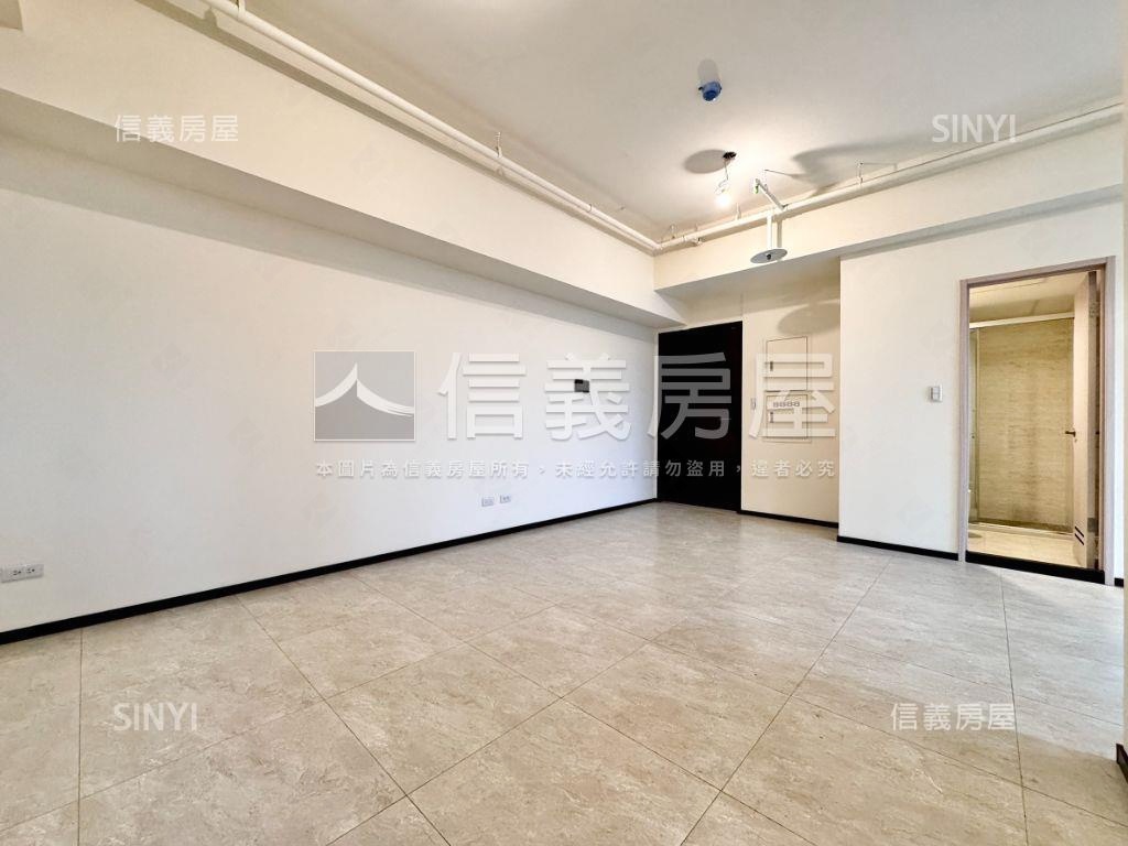 全新高醫採光景觀三房車位房屋室內格局與周邊環境