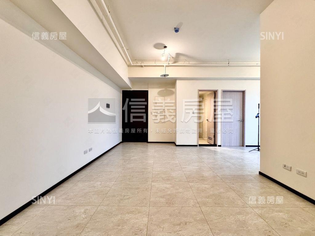 全新高醫採光景觀三房車位房屋室內格局與周邊環境