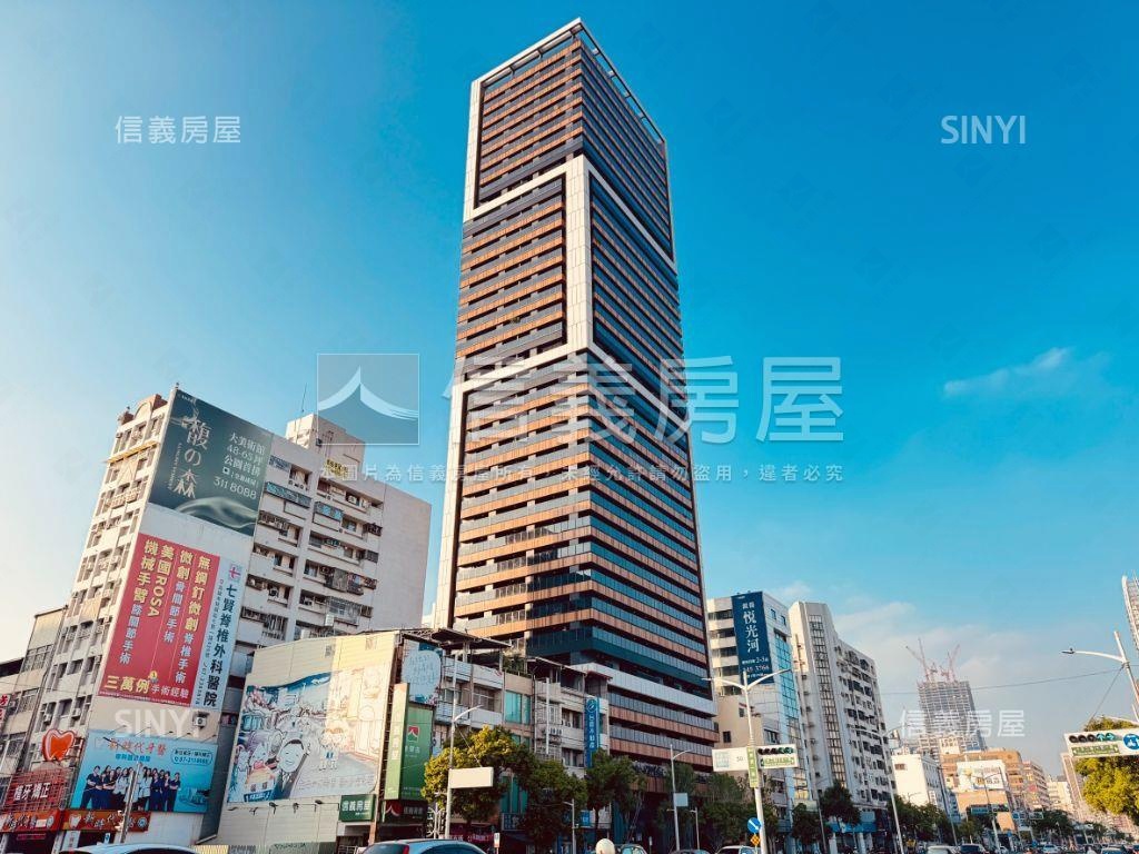 全新高醫採光景觀三房車位房屋室內格局與周邊環境