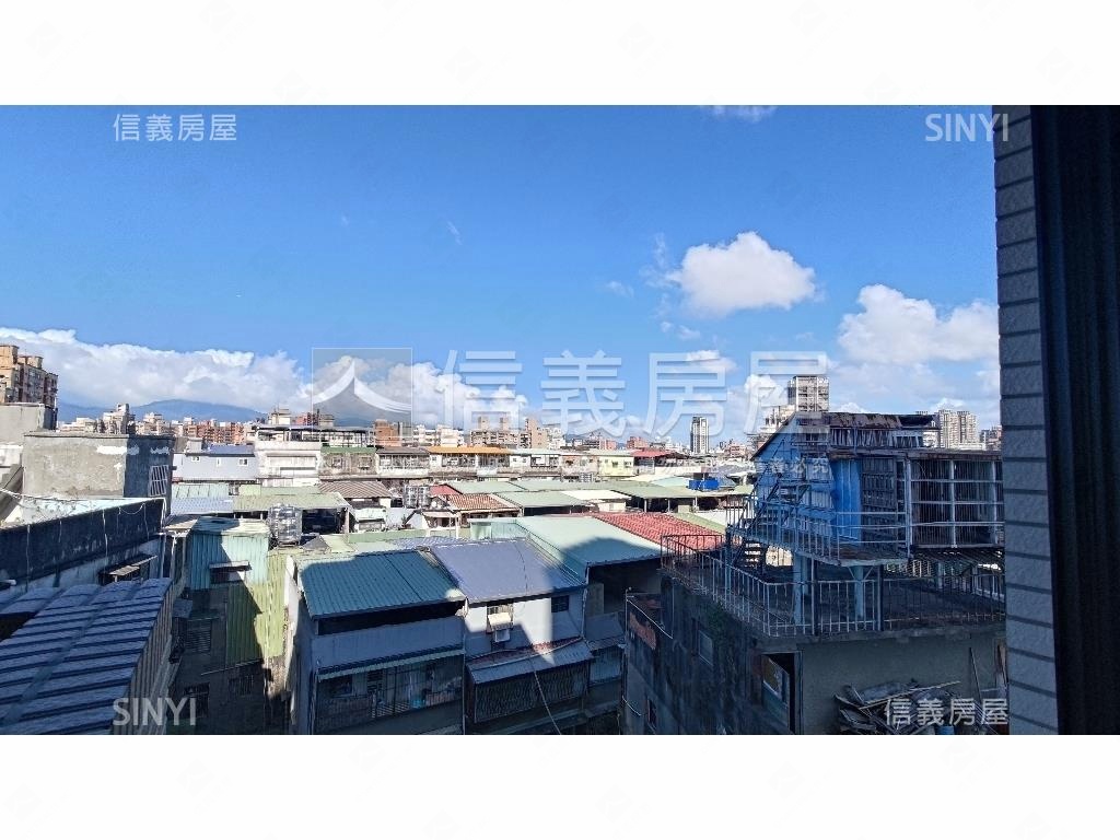 四面採光大空間４房車位房屋室內格局與周邊環境