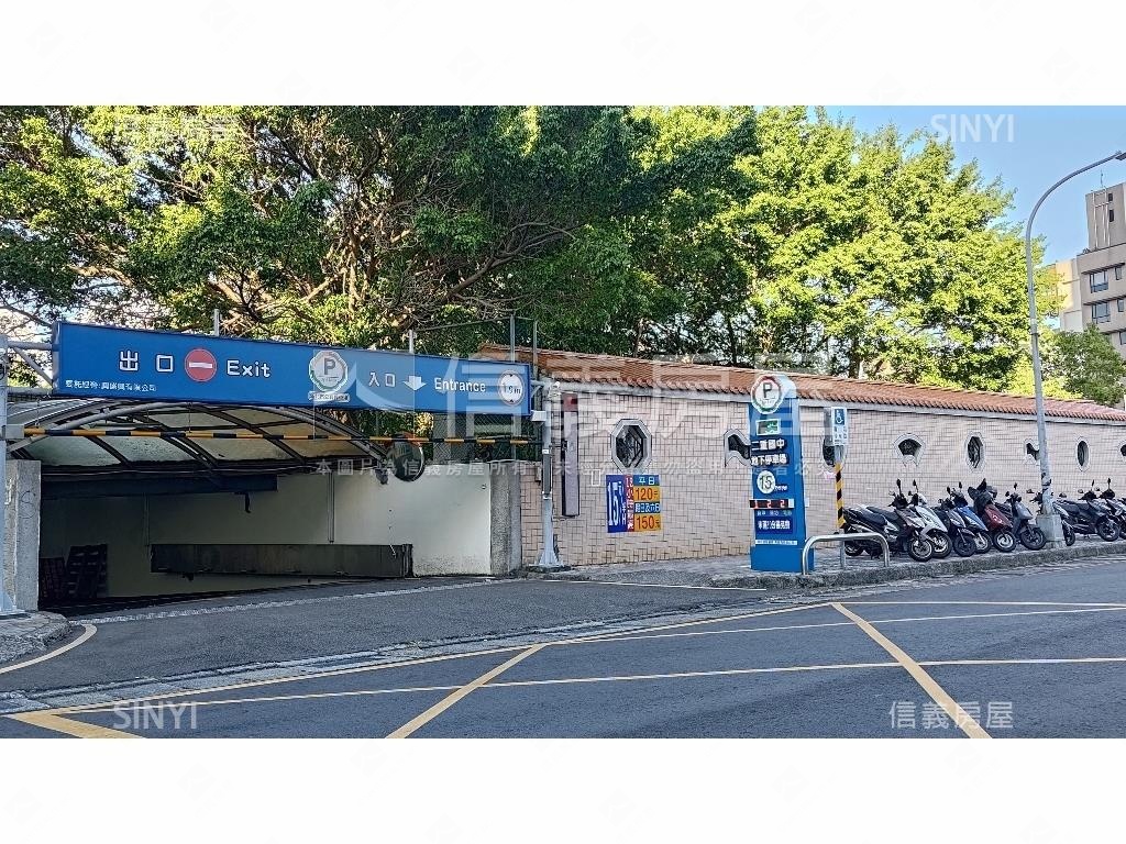 四面採光大空間４房車位房屋室內格局與周邊環境
