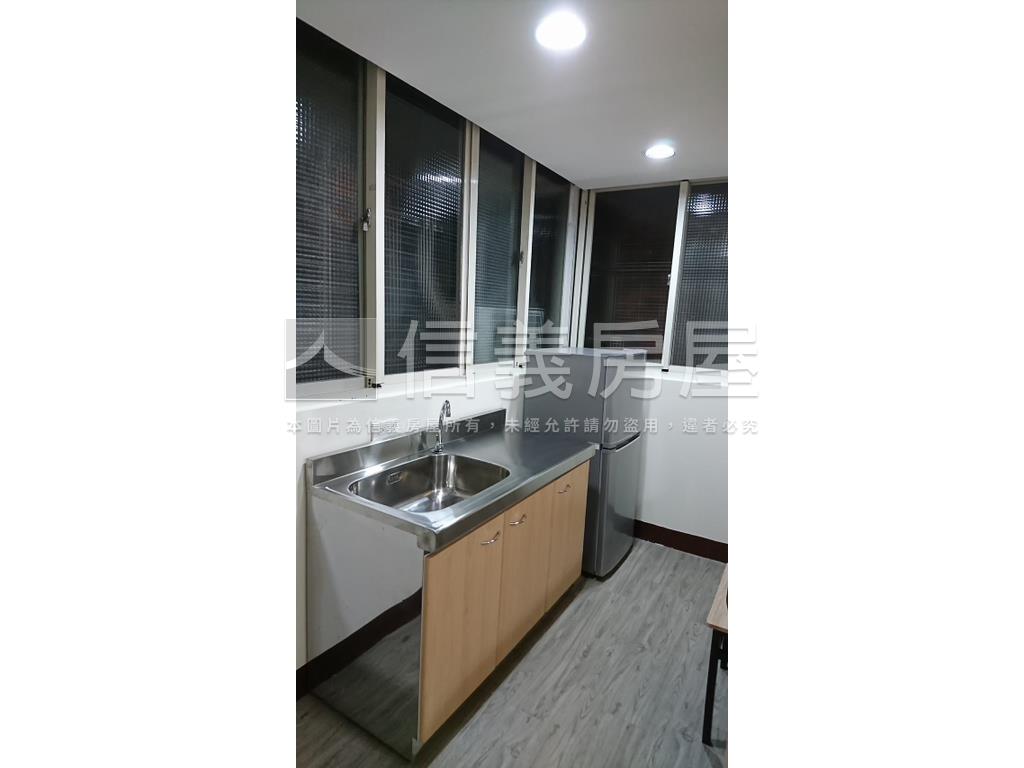 長庚麗晶雙套房房屋室內格局與周邊環境