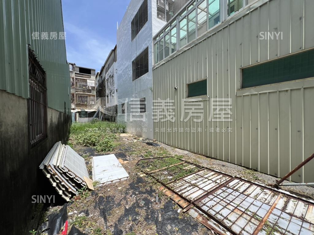 近南紡前後臨路土地房屋室內格局與周邊環境