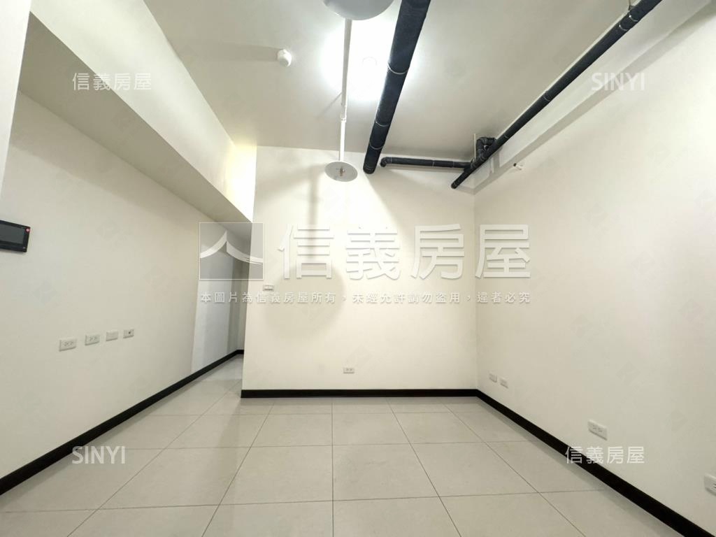 世界花園小巧玲瓏房屋室內格局與周邊環境