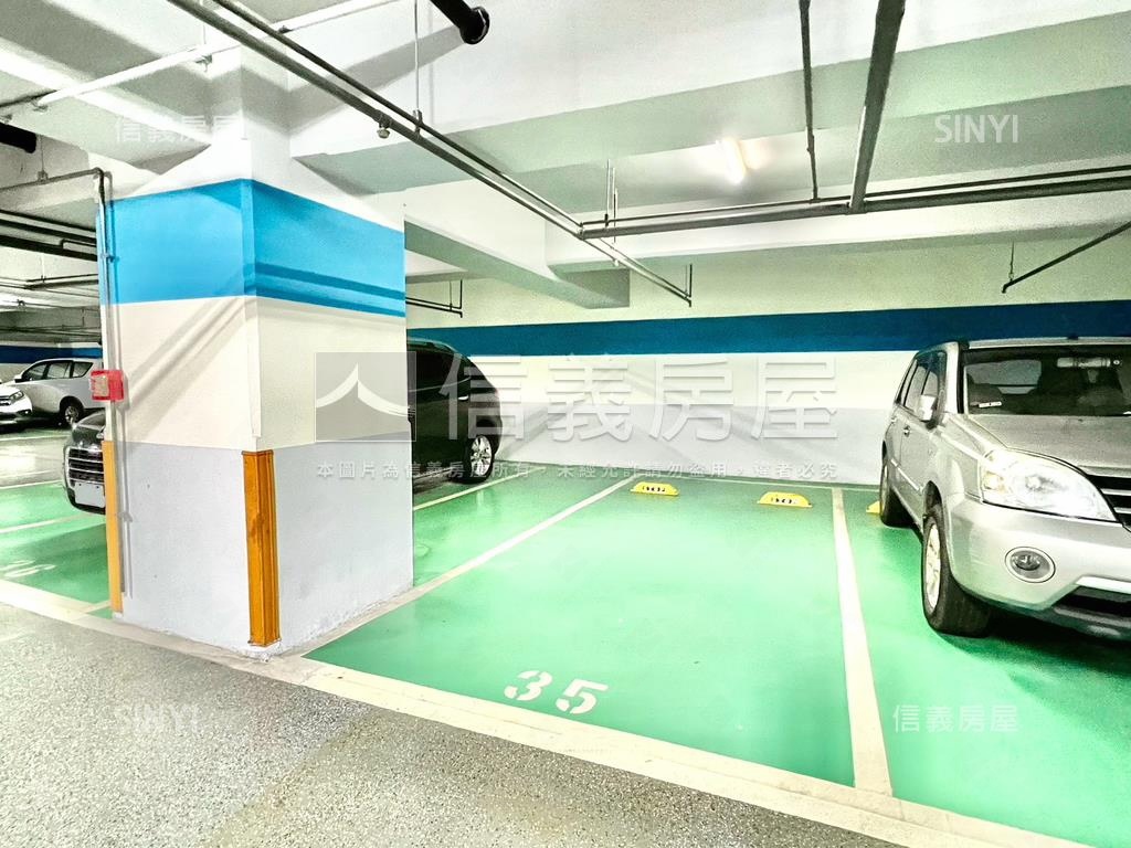 幸福站Ａ２平面邊邊大車位房屋室內格局與周邊環境