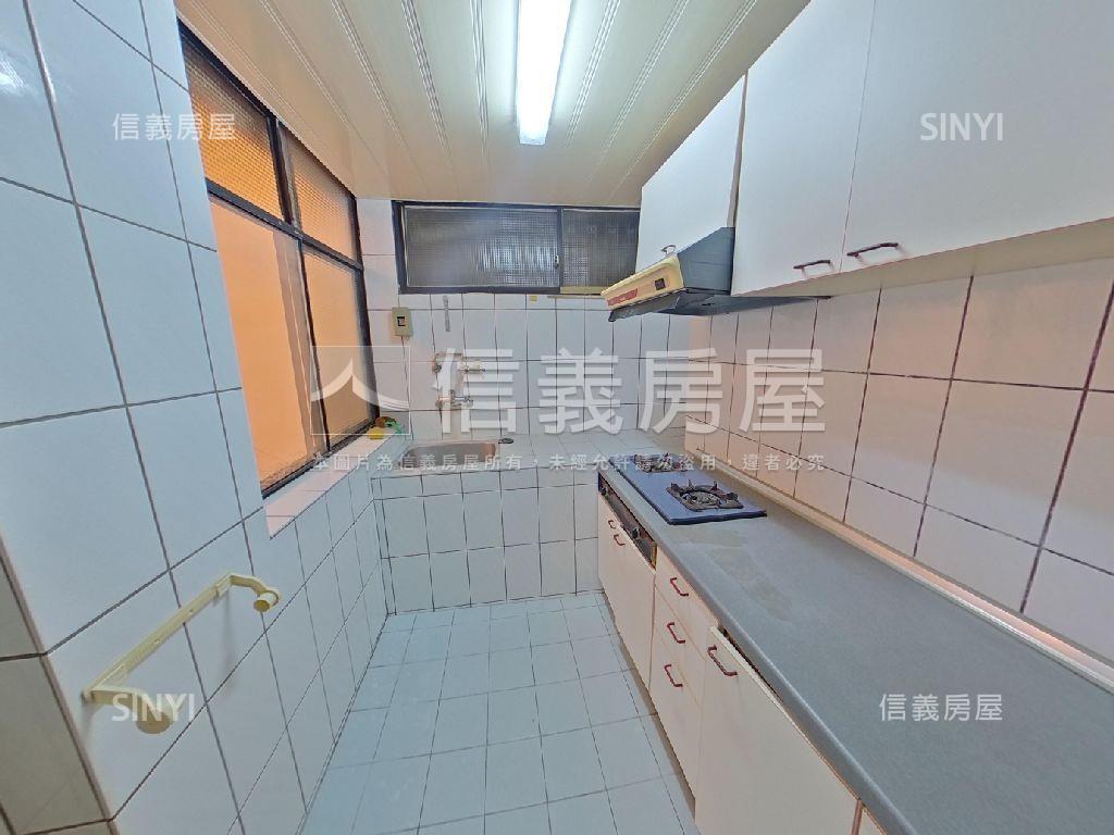 木柵萃湖邊間採光三樓房屋室內格局與周邊環境