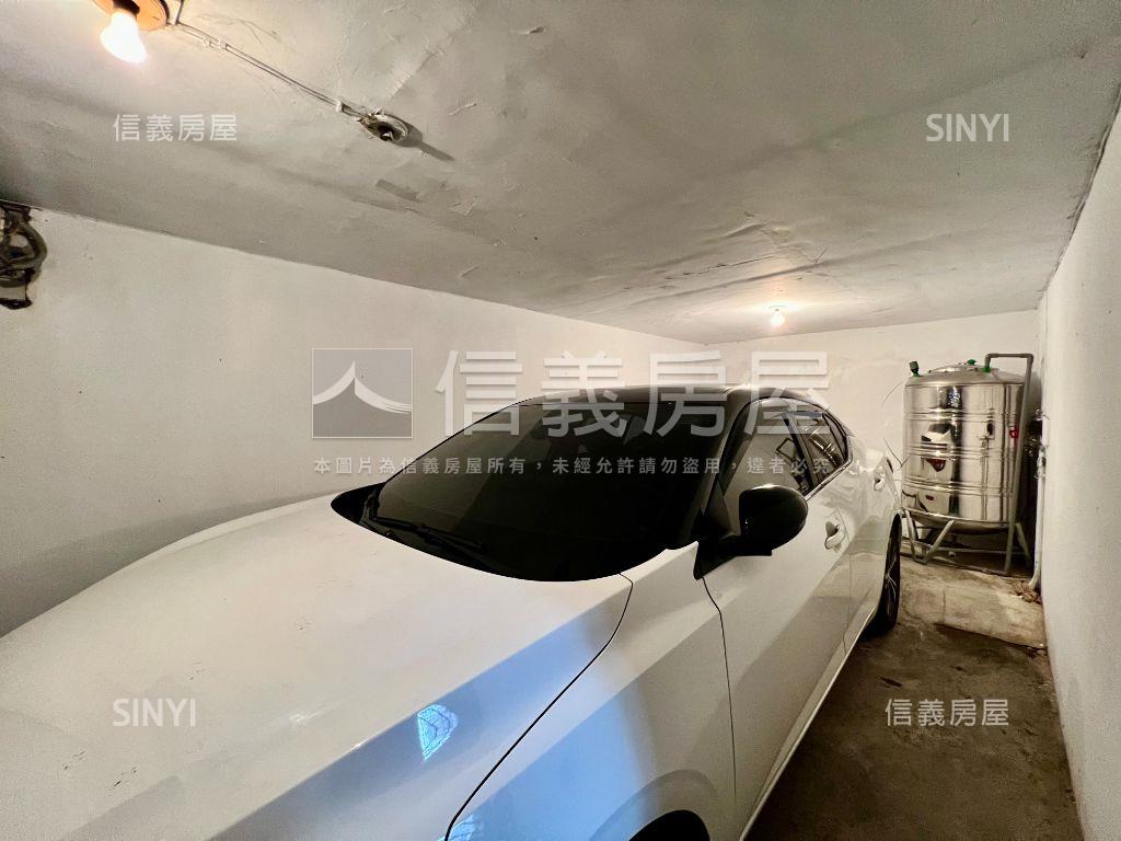 車庫庭園邊間美墅｜免上山房屋室內格局與周邊環境