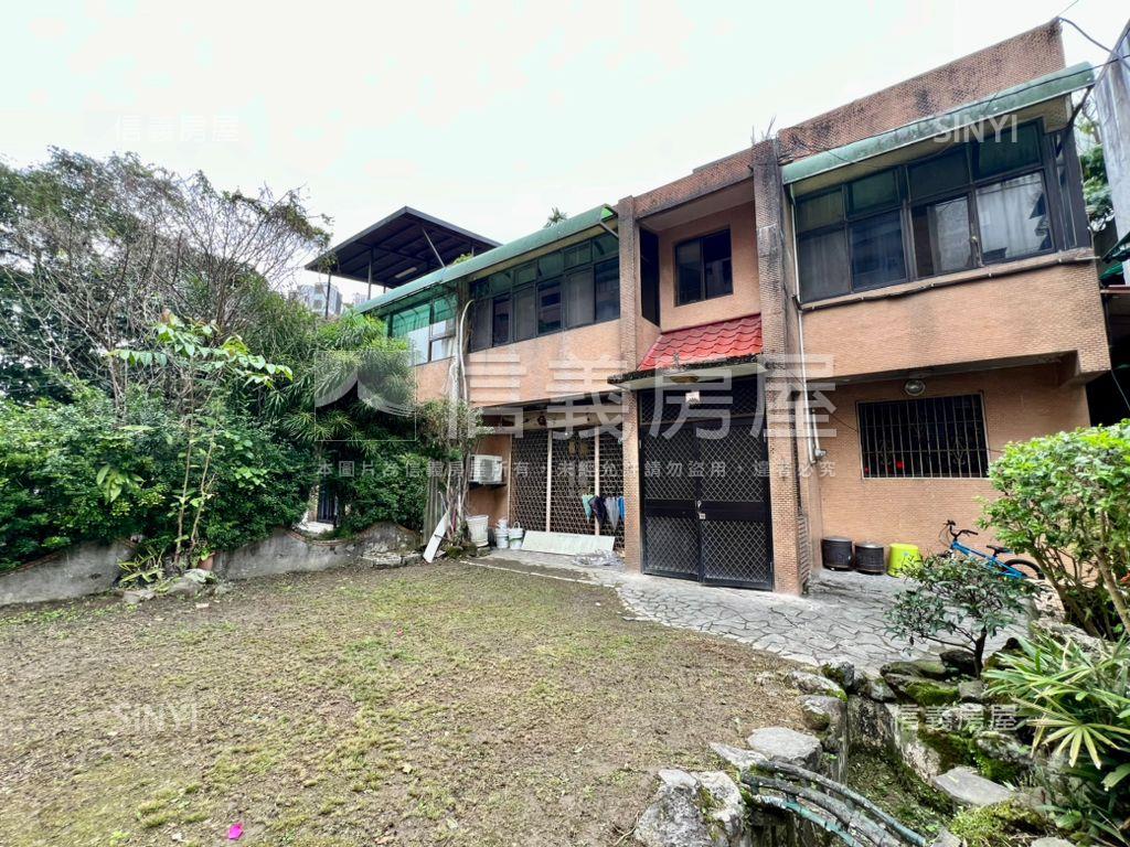 車庫庭園邊間美墅｜免上山房屋室內格局與周邊環境