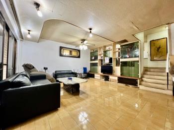 車庫庭園邊間美墅｜免上山