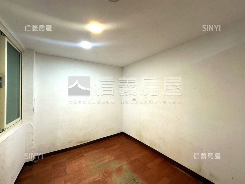 近萬華車站透天厝房屋室內格局與周邊環境