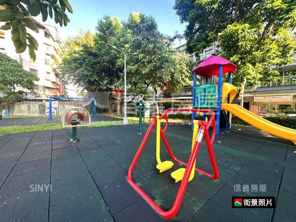 近萬華車站透天厝房屋室內格局與周邊環境