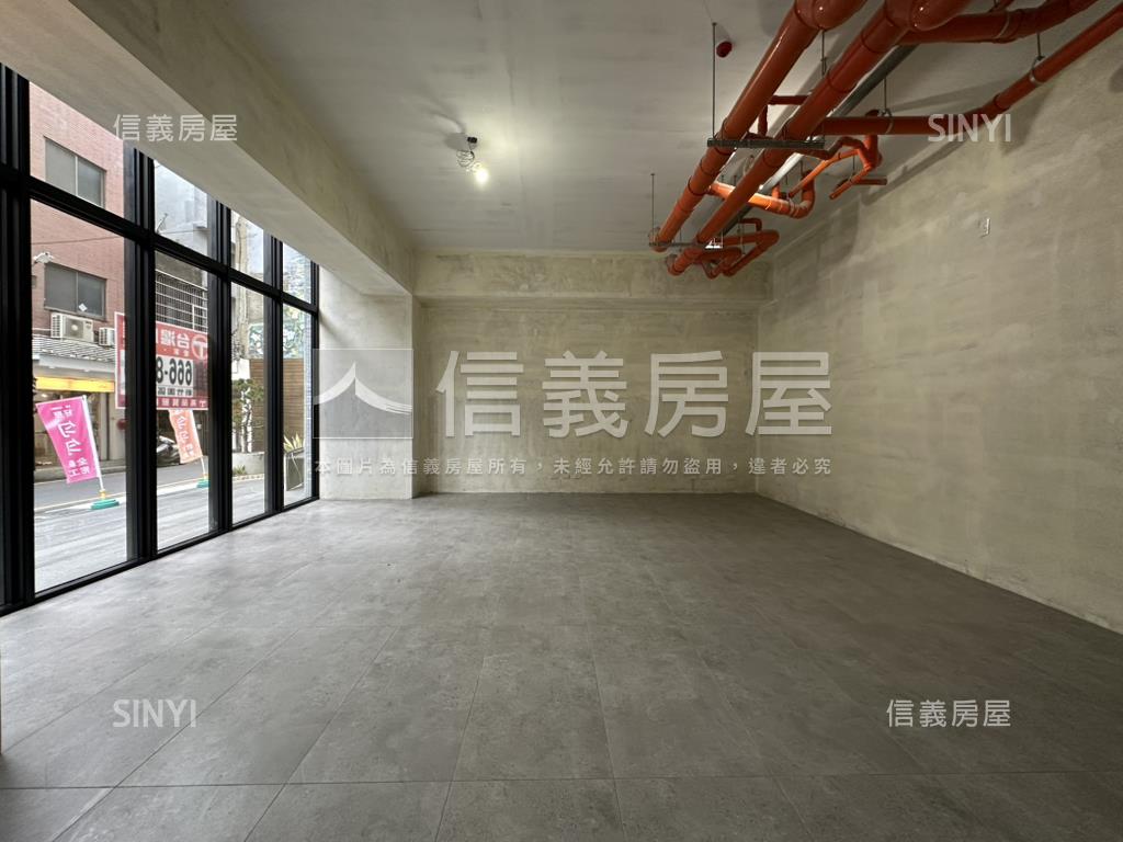 市區大面寬全新店面房屋室內格局與周邊環境
