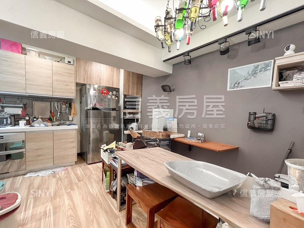 【精選】泰暘彩虹三房車位房屋室內格局與周邊環境