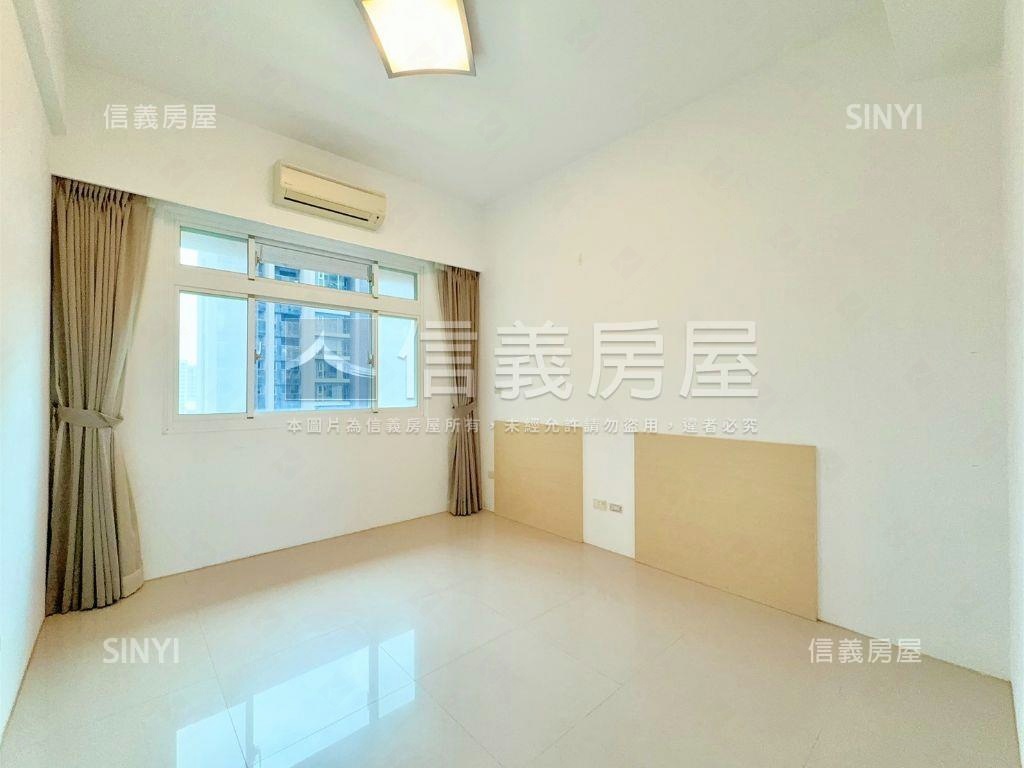 高鐵區｜水岸２｜景觀大宅房屋室內格局與周邊環境