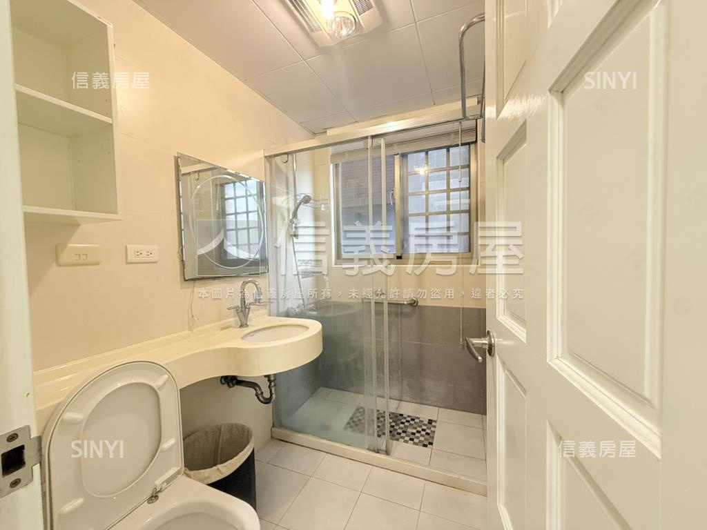 新站歐洲精美兩房車位房屋室內格局與周邊環境