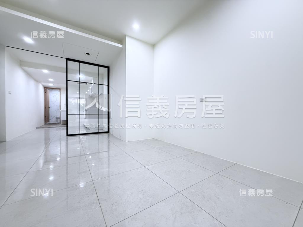鑽石名門稀有邊間三房房屋室內格局與周邊環境