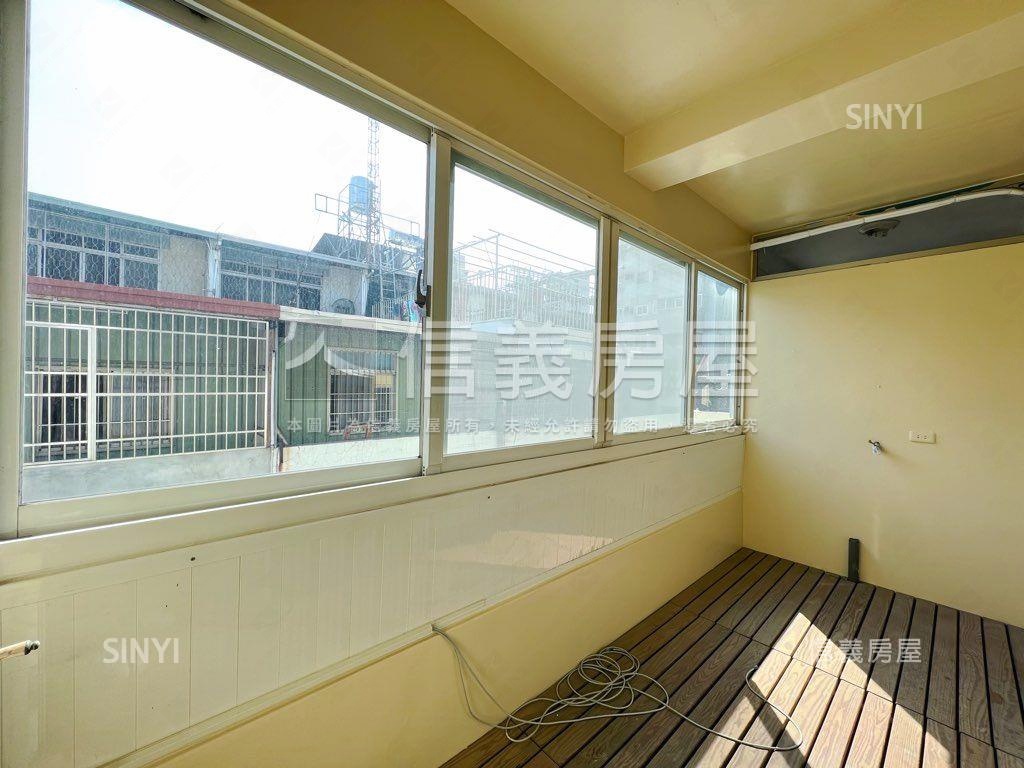 南屯臨路透天Ｂ房屋室內格局與周邊環境