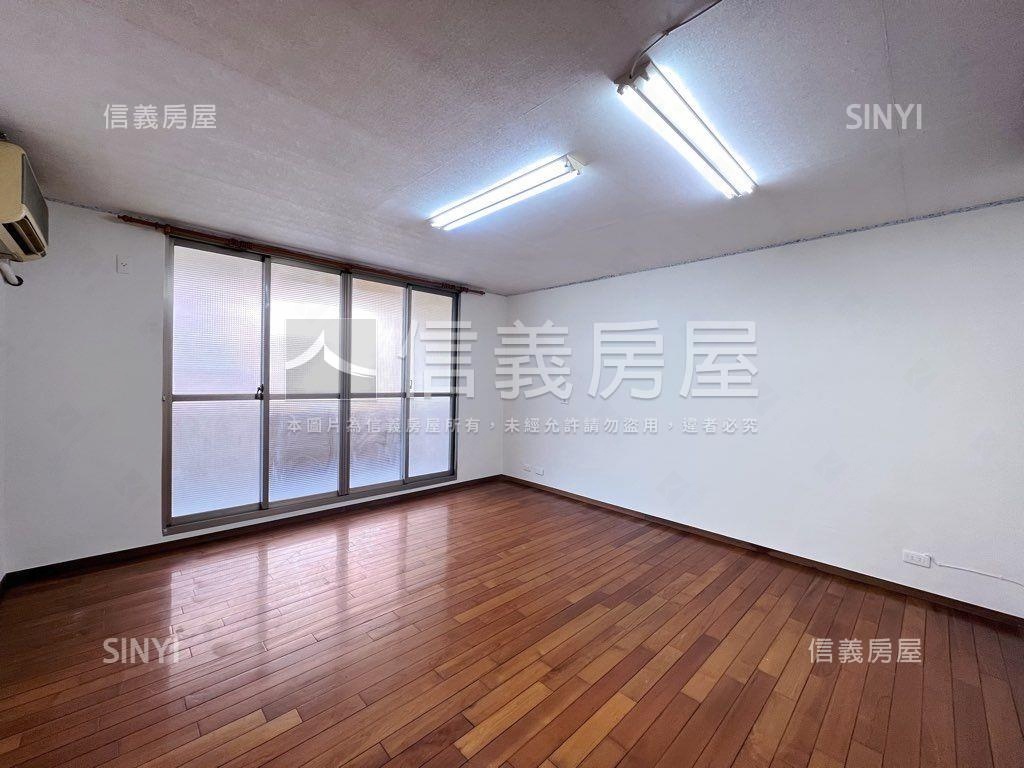 南屯臨路透天Ｂ房屋室內格局與周邊環境