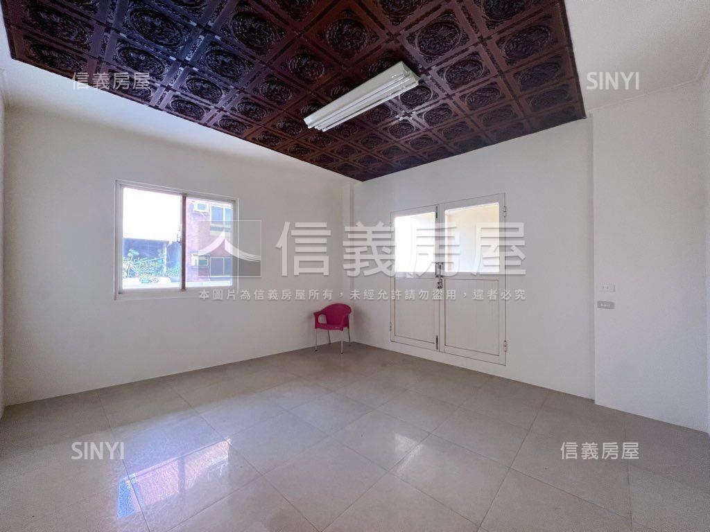 南屯臨路透天Ｂ房屋室內格局與周邊環境