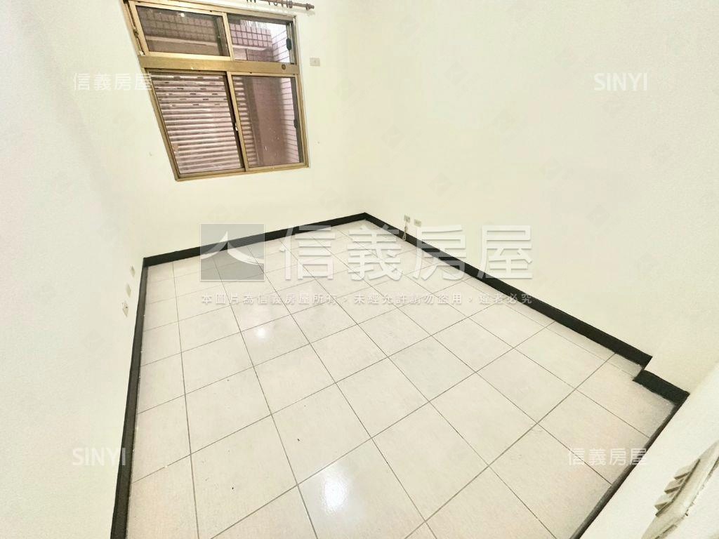 成功路二段一樓房屋室內格局與周邊環境