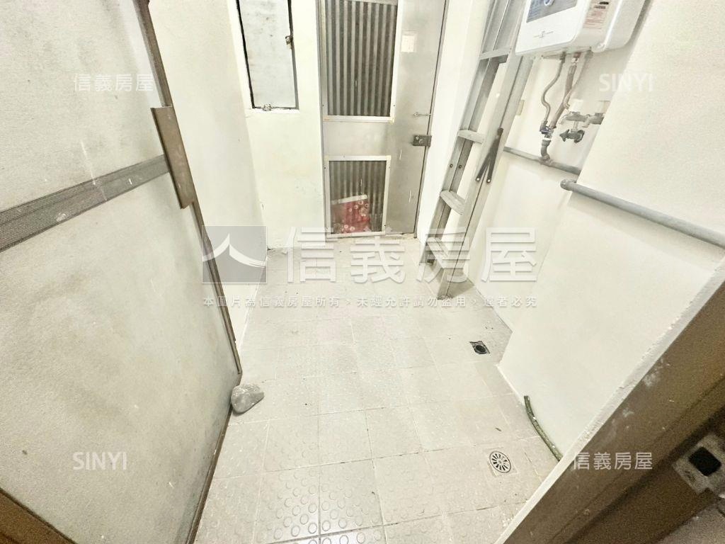 成功路二段一樓房屋室內格局與周邊環境