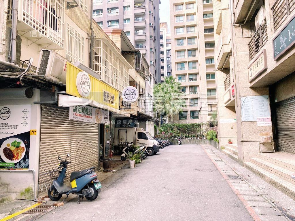 園區街１、２Ｆ大空間房屋室內格局與周邊環境