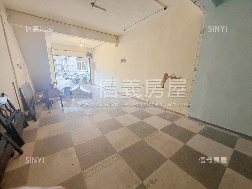 園區街１、２Ｆ大空間房屋室內格局與周邊環境