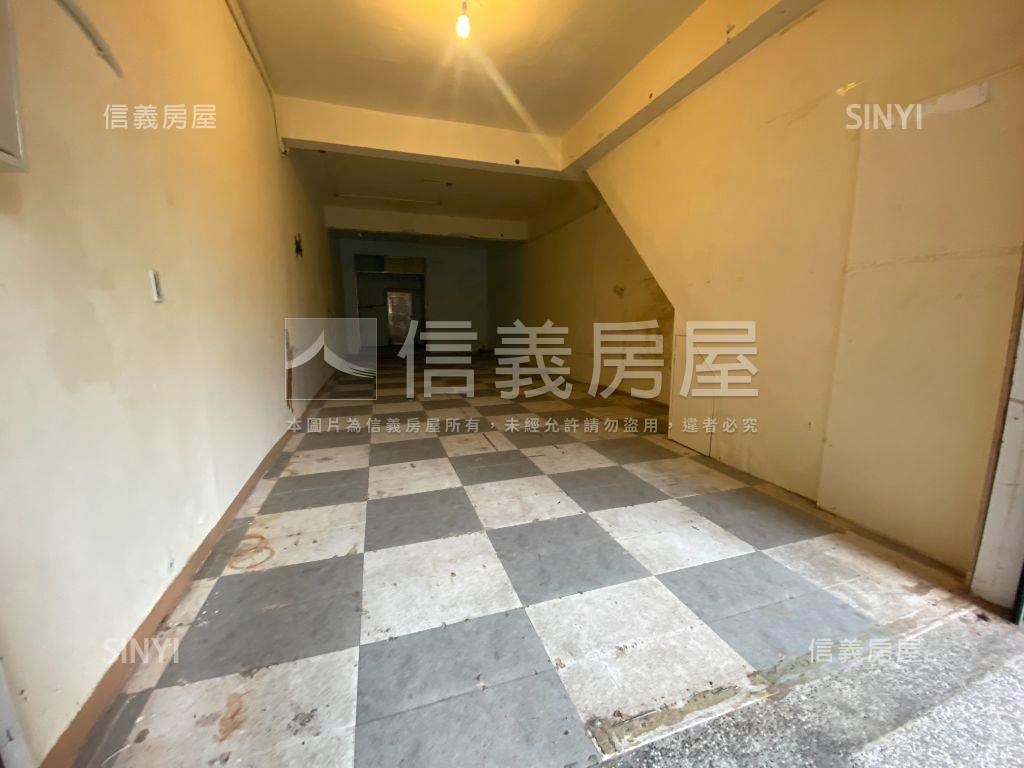 園區街１、２Ｆ大空間房屋室內格局與周邊環境